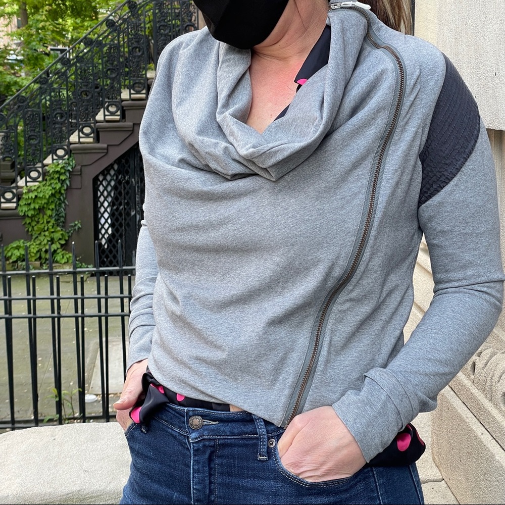 Lululemon Cowl Neck Jacket Size 6